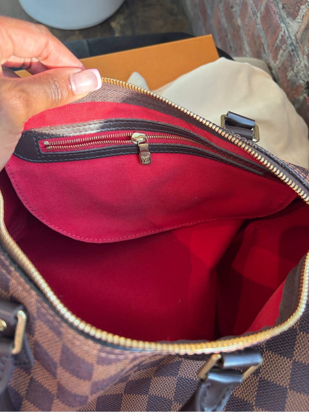Louis Vuitton Brown Damier Ebene Speedy Bandoulière with Pink Accent Scarf - Picture 3 of 16